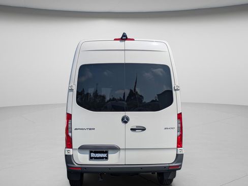 New 2025 Mercedes-Benz Sprinter 2500 image 3