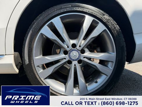Used 2015 Mercedes-Benz C 300 4MATIC Sedan image 25