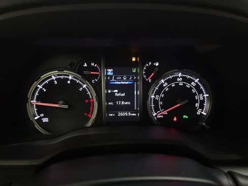 Certified 2024 Toyota 4Runner Limited AWD/4WD image 16