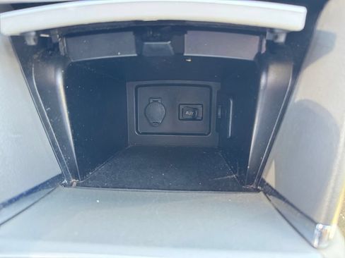 Used 2011 Toyota Camry LE w/ LE Extra-Value Pkg FWD image 25