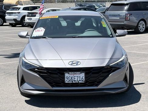Used 2023 Hyundai Elantra SEL FWD image 3