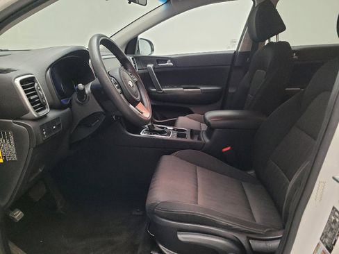 Used 2021 Kia Sportage LX AWD/4WD image 17