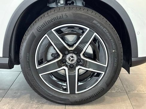 Used 2026 Mercedes-Benz GLC 300 image 36
