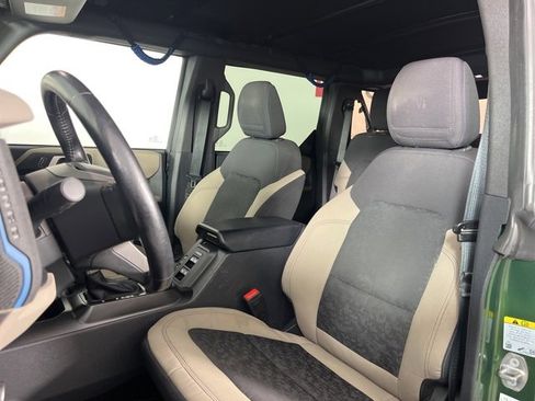 Used 2022 Ford Bronco Wildtrak image 4