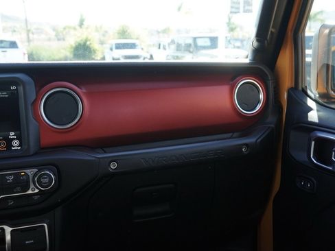 Used 2021 Jeep Wrangler Unlimited Rubicon image 29