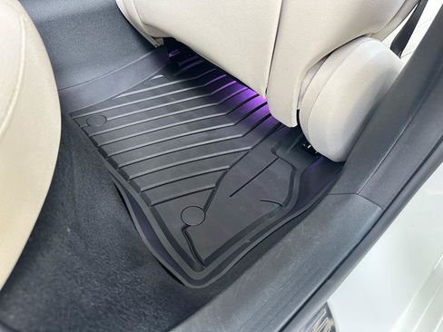 Used 2018 Mercedes-Benz E 300 w/ Premium 1 Package image 26