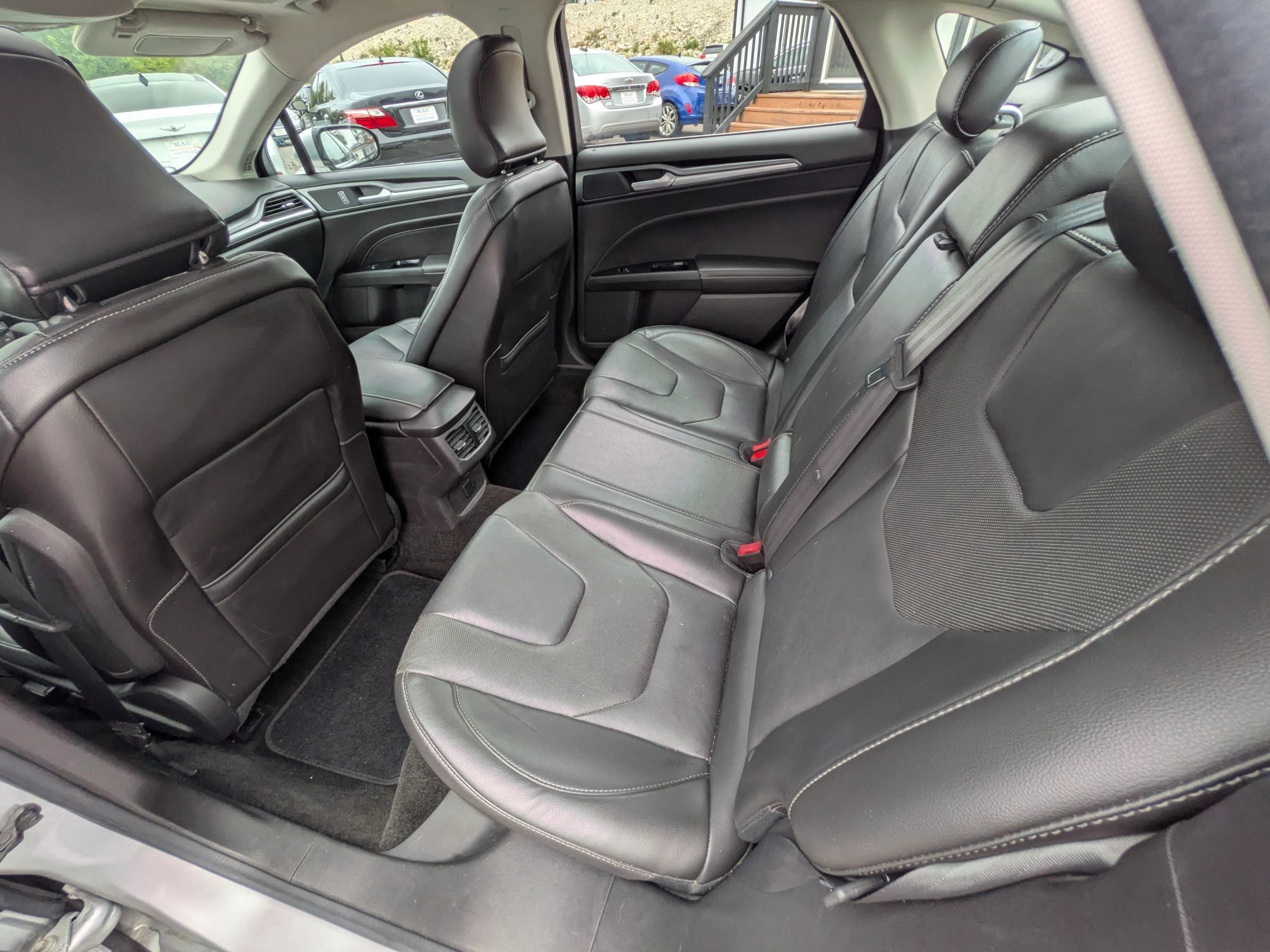 Used 2015 Ford Fusion Titanium FWD image 35