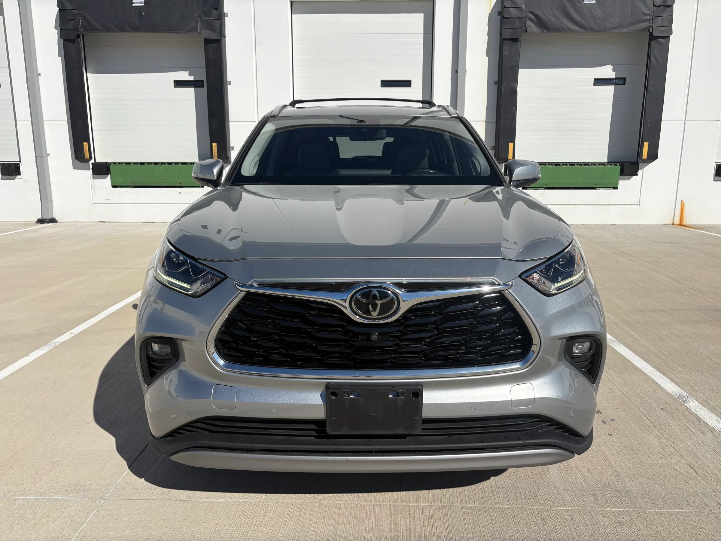 Used 2021 Toyota Highlander Platinum FWD image 7