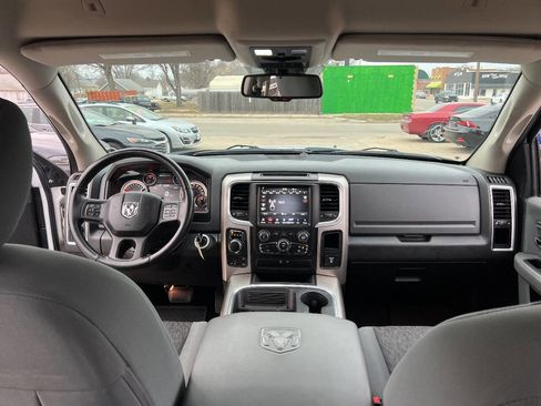 Used 2018 RAM 1500 SLT image 20