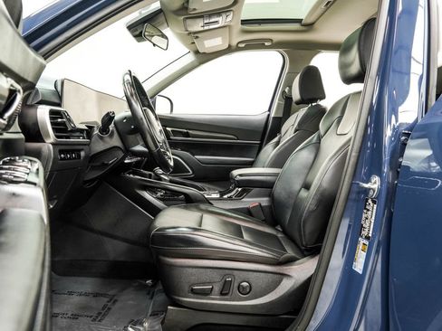 Used 2024 Kia Telluride S w/ S Sunroof Package FWD image 15