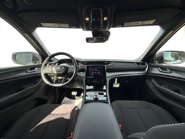New 2026 Jeep Grand Cherokee Laredo X AWD/4WD image 21