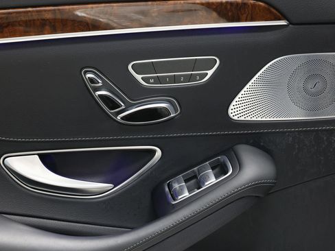 Used 2014 Mercedes-Benz S 63 AMG 4MATIC Sedan image 63
