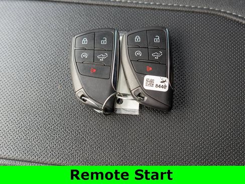 Used 2023 GMC Sierra 1500 SLT w/ SLT Convenience Package image 30