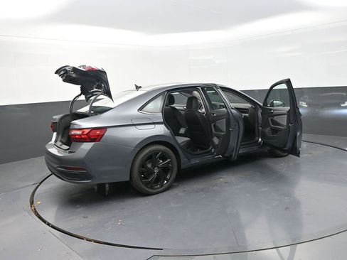 New 2026 Volkswagen Jetta SE image 34