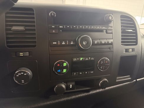 Used 2013 Chevrolet Silverado 1500 LT w/ All-Star Edition AWD/4WD image 13