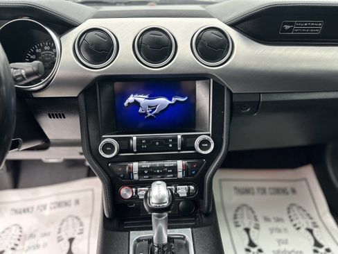 Used 2020 Ford Mustang GT Premium image 12