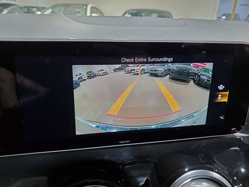 Used 2021 Mercedes-Benz GLA 250 image 34