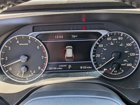 Used 2025 Nissan Rogue SV FWD image 11