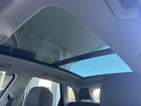 Used 2023 Audi Q5 2.0T Premium w/ Convenience Package image 11