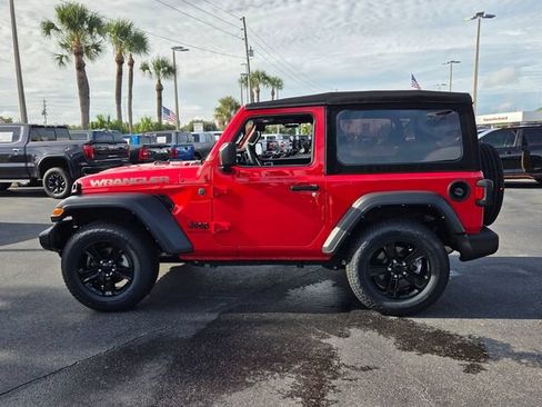 Used 2023 Jeep Wrangler Sport AWD/4WD image 4