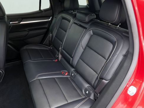 Used 2026 GMC Terrain Elevation w/ Elevation Premium Package FWD image 24