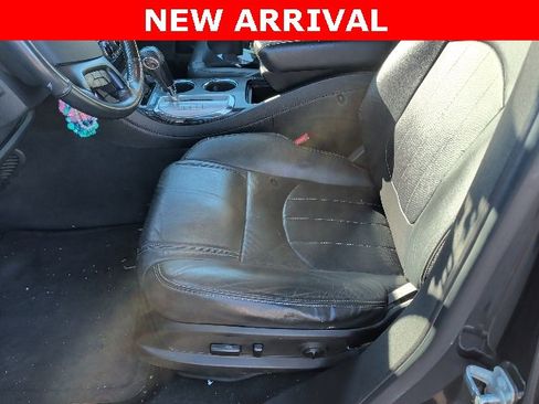 Used 2017 Buick Enclave Premium w/ Experience Buick Package image 18