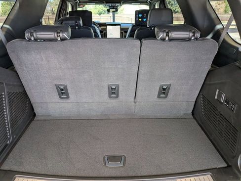 Used 2026 GMC Yukon AT4 Ultimate image 23