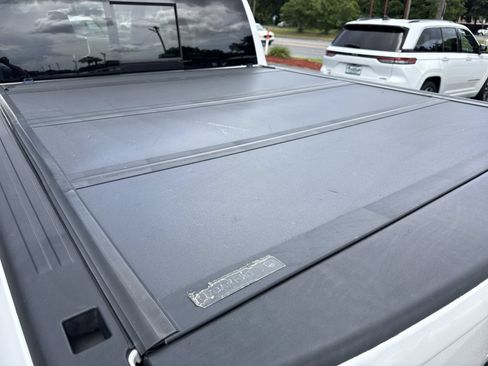 Used 2019 RAM 1500 Laramie AWD/4WD image 36