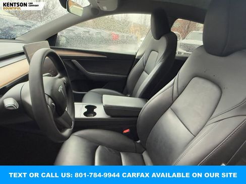 Used 2023 Tesla Model Y Performance image 29