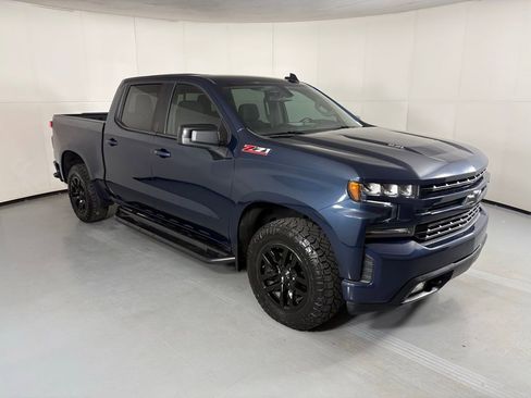 Used 2020 Chevrolet Silverado 1500 RST w/ All-Star Edition image 2