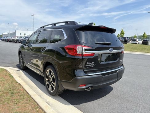 New 2026 Subaru Ascent Limited AWD/4WD image 8