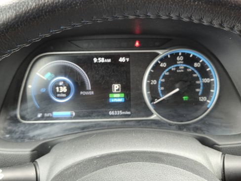 Used 2018 Nissan Leaf SV w/ SV All Weather Package image 34