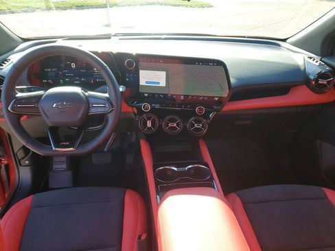 Certified 2025 Chevrolet Blazer EV RS image 21