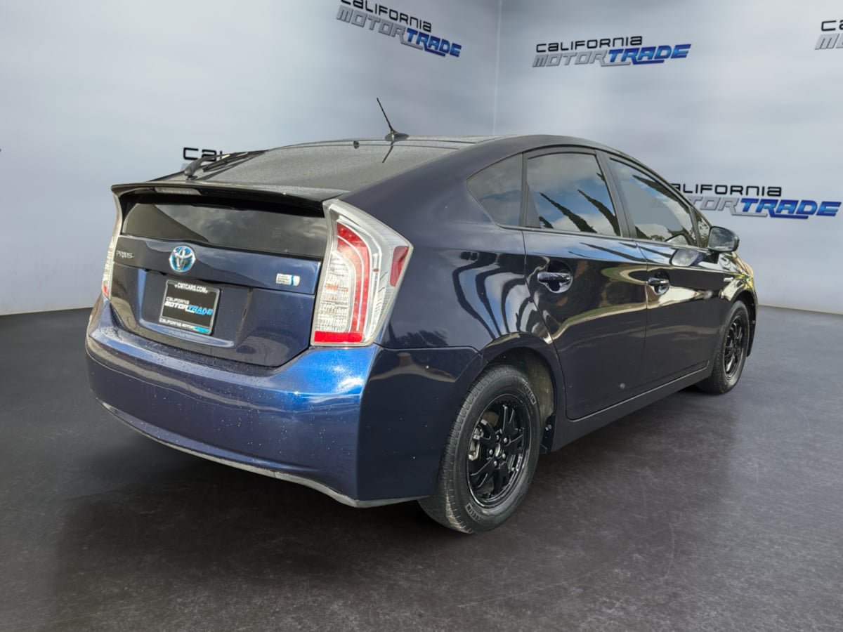 Used 2013 Toyota Prius Four FWD image 5