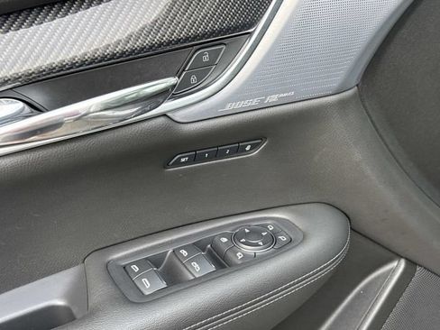 Used 2023 Cadillac XT6 Sport AWD/4WD image 17