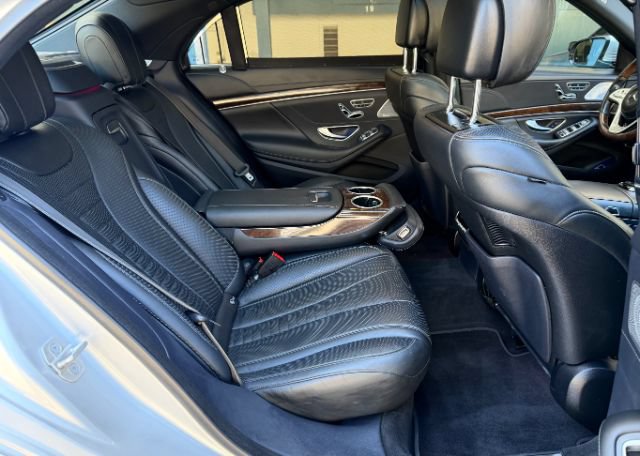 Used 2018 Mercedes-Benz S 560 4MATIC Sedan image 18