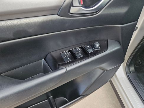 Used 2024 MAZDA CX-5 AWD 2.5 S w/ Select Package image 14