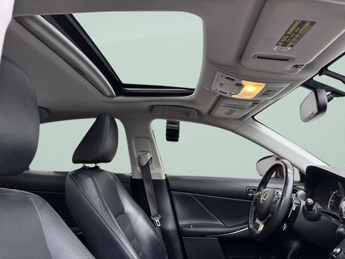 Used 2015 Lexus IS 250 AWD image 39