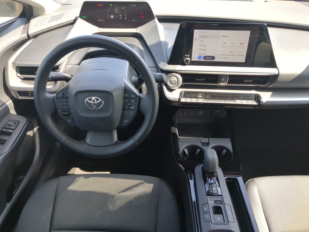 Used 2025 Toyota Prius LE FWD image 13