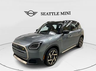 New 2026 MINI Cooper Countryman SE video 1