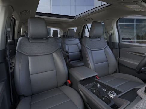 New 2026 Ford Explorer Active w/ Active Comfort Package AWD/4WD image 10