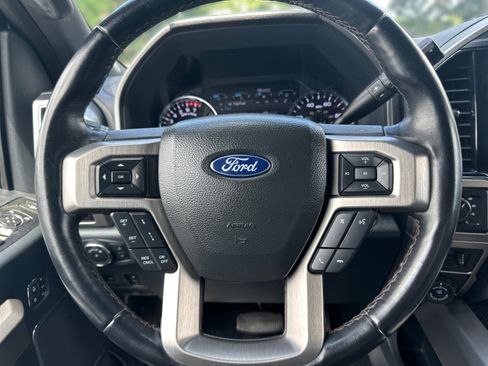 Used 2022 Ford F250 Platinum w/ FX4 Off-Road Package AWD/4WD image 21