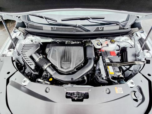 Used 2025 Buick Enclave Sport Touring image 48