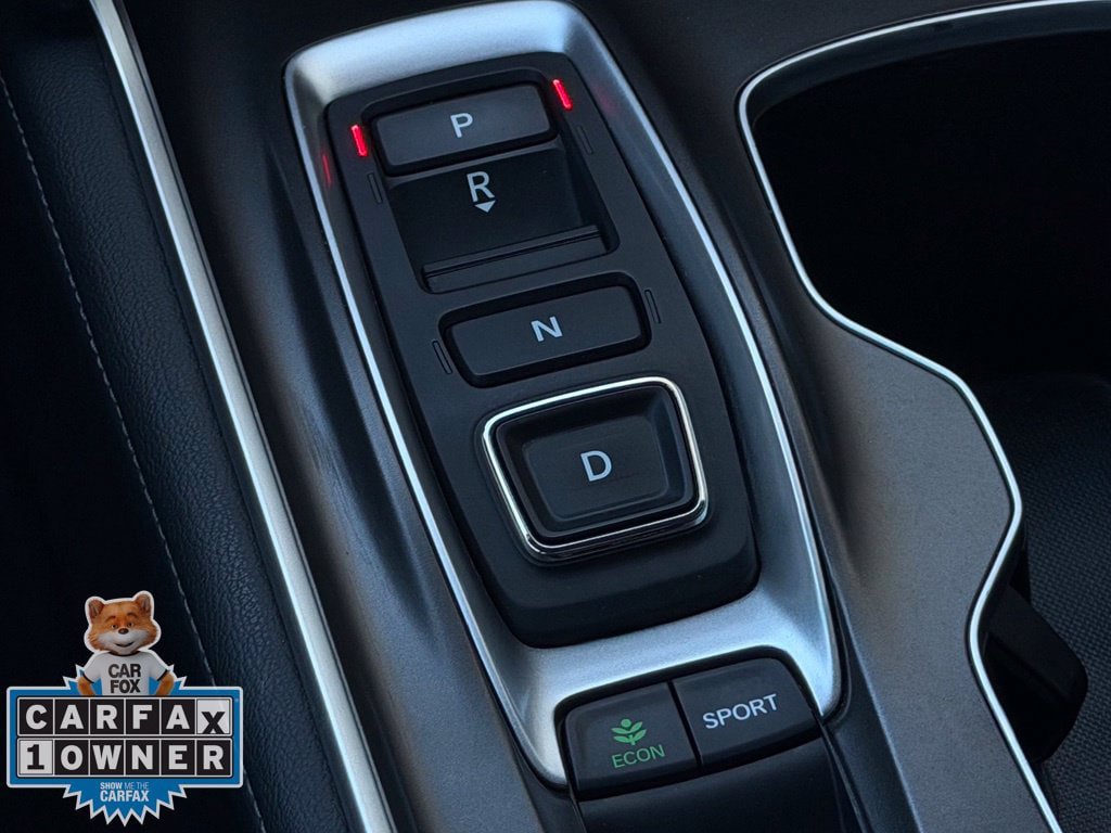 Used 2021 Honda Accord Touring image 16