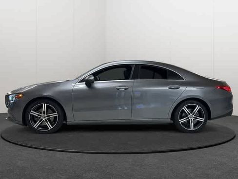 Used 2021 Mercedes-Benz CLA 250 image 3