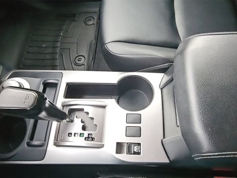 Used 2023 Toyota 4Runner TRD Sport image 19