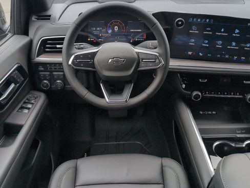 New 2026 Chevrolet Suburban Z71 w/ Comfort Package image 14