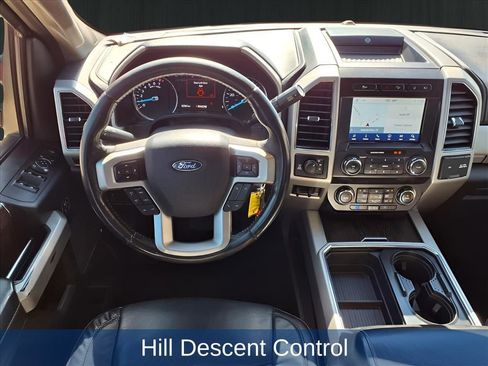 Used 2020 Ford F350 Lariat w/ Chrome Package image 15