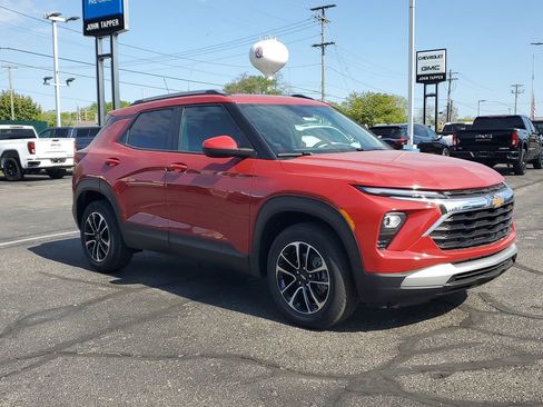 New 2026 Chevrolet TrailBlazer LT w/ Convenience Package AWD/4WD image 9