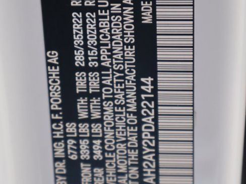 Used 2023 Porsche Cayenne Turbo S image 30